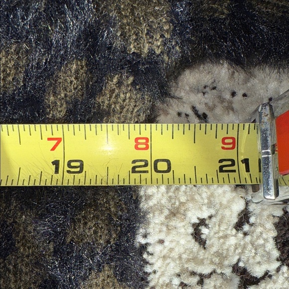 Hem & Thread Olive Green and Navy Blue Fuzzy Sweater - Picture 2 of 8